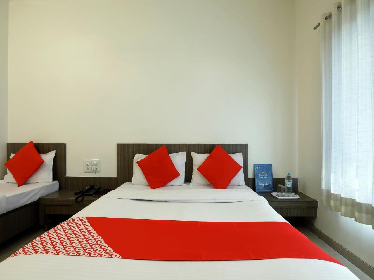 Oyo 4198 Hotel Shri Sai Murli Ширди Экстерьер фото